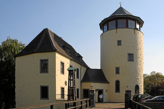 Luelsdorf Burg3